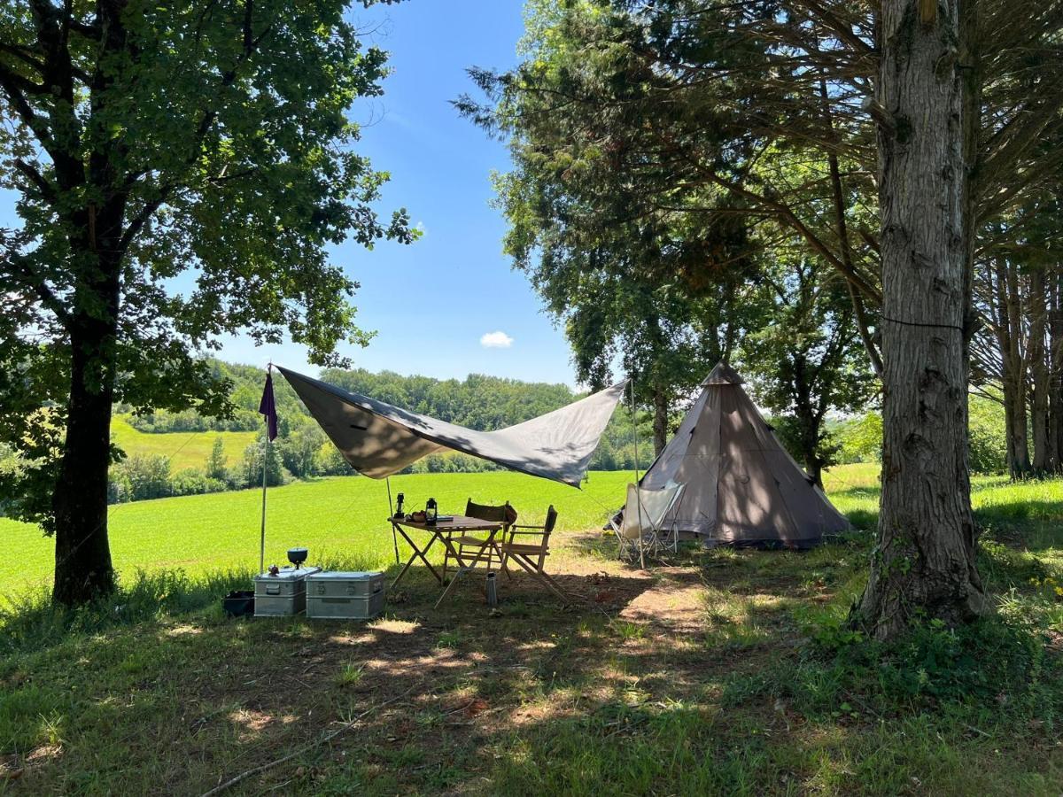 Domaine De Calabel Hotell Pouylebon Exteriör bild