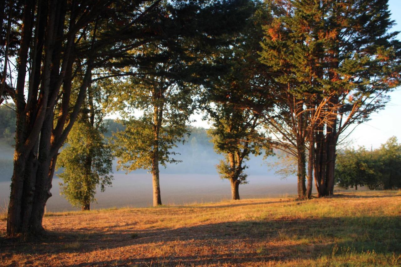 Domaine De Calabel Hotell Pouylebon Exteriör bild
